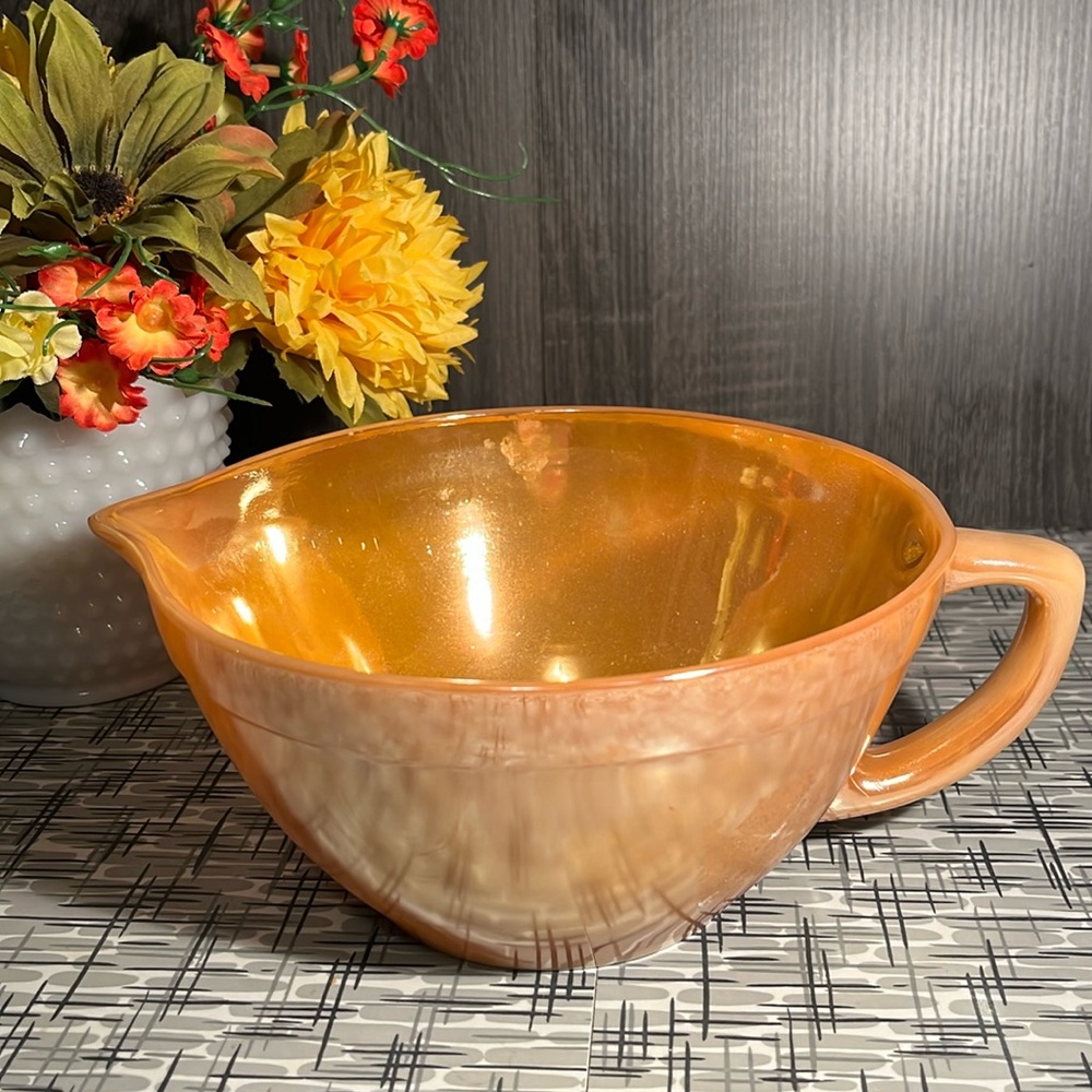 Fire king peach luster pouring mixing bowl vintage